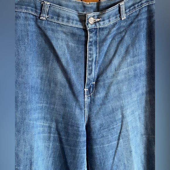 1970’s JTF Super High-Waisted, Wide Leg Blue Denim Jeans - Woman’s Size 29 - Picture 5 of 9